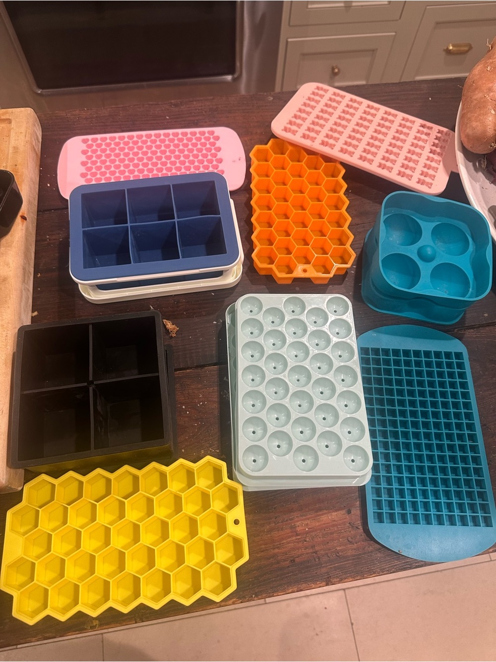 Silicone Ice Cube & Mold Set - Multi-Color Flexible Trays for Home Kitchen